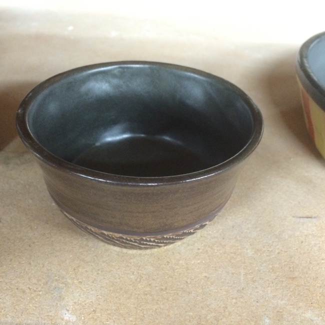 Textured tea bowl (exterior) Textured tea bowl (exterior)